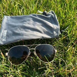 Fossil Aviator Sunglasses - Gold Frame, Black Lenses